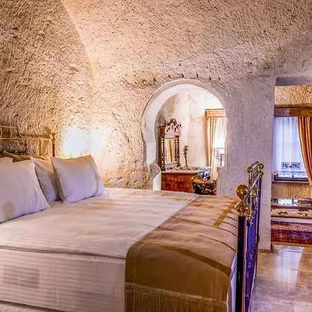 Hanedan Cappadocia Hotel 3*
