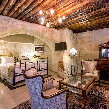Hanedan Cappadocia Hotel 3*